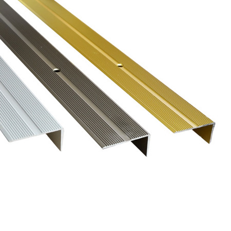 Profil Schodowy Aluminiowy Ryflowany Kątownik SREBRNY 40x20 Wkręcany Na Śruby